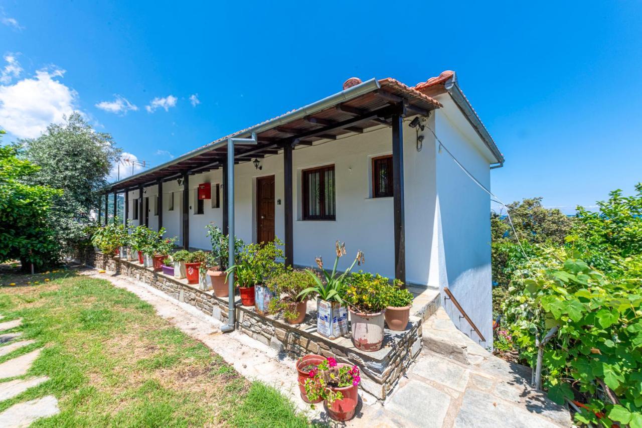 Katerina Fotopoulos Rooms & Apartments - Papanero Com Agios Ioannis  Exteriör bild