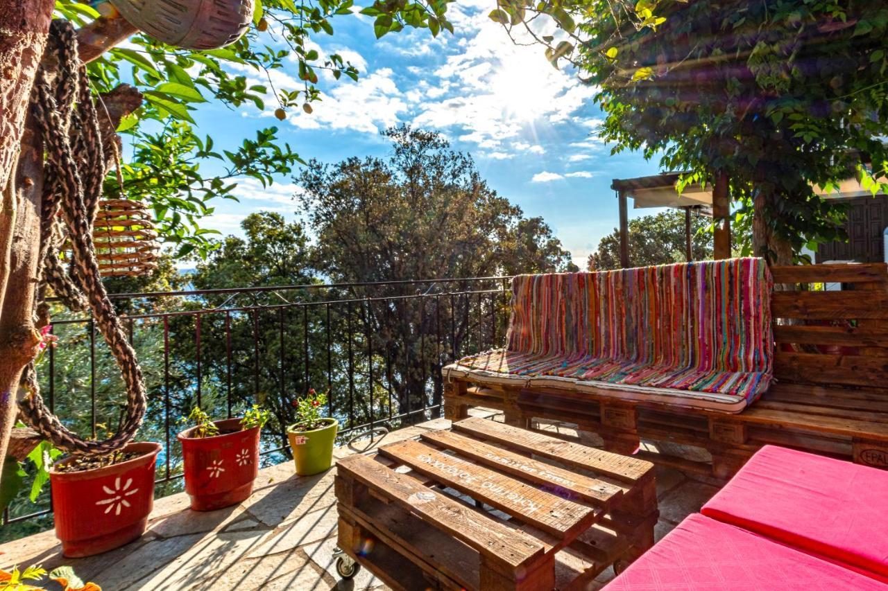 Katerina Fotopoulos Rooms & Apartments - Papanero Com Agios Ioannis  Exteriör bild